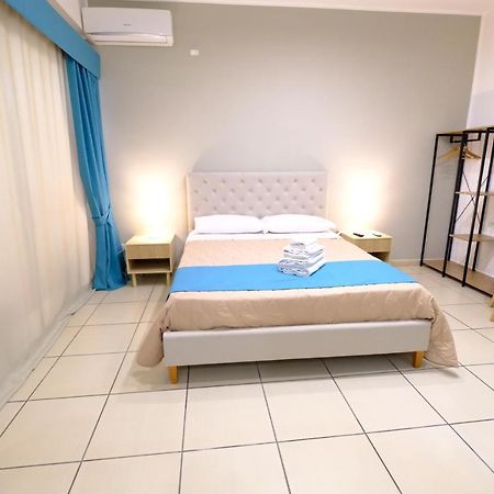 נאפולי Donna Elena B&B מראה חיצוני תמונה