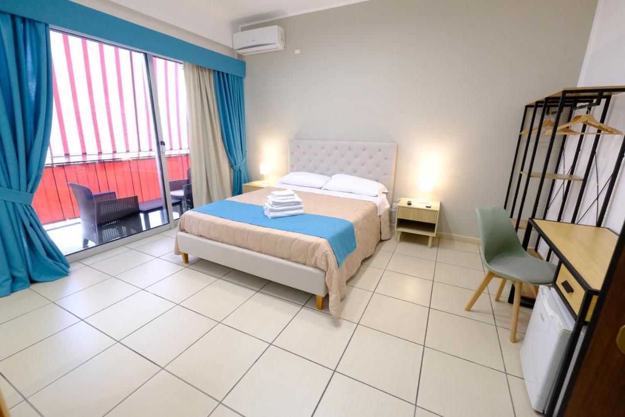 נאפולי Donna Elena B&B מראה חיצוני תמונה