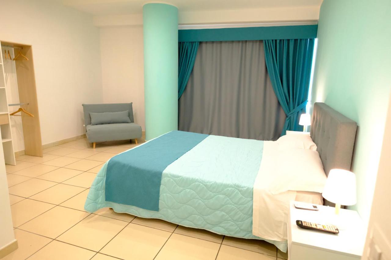 נאפולי Donna Elena B&B מראה חיצוני תמונה